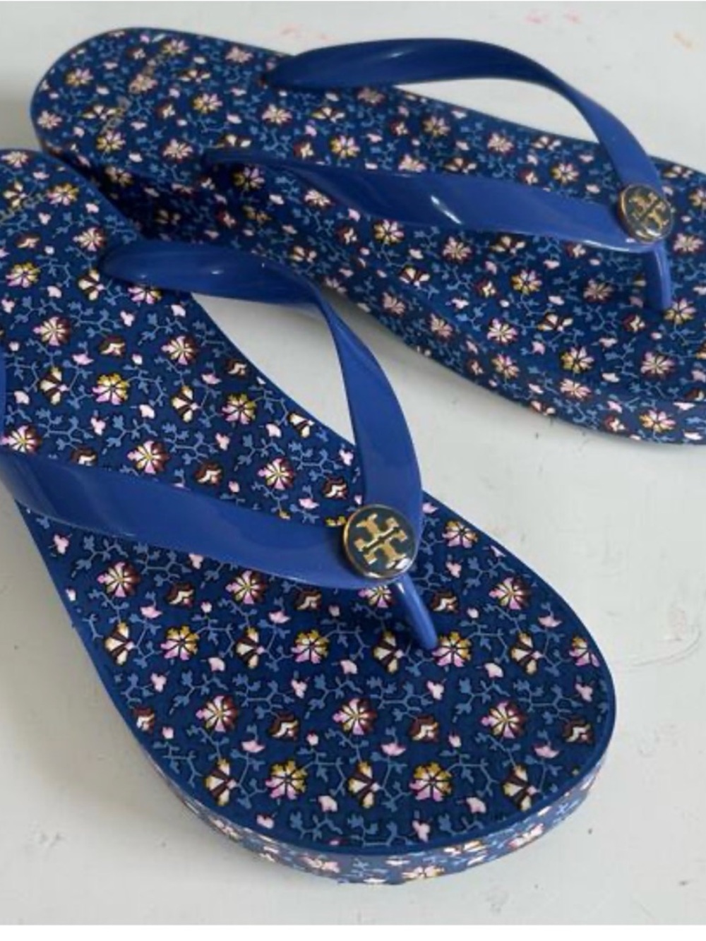 Tory Burch Navy Floral Logo Flip Flop with Gold Emblem - Picture 2 of 3
